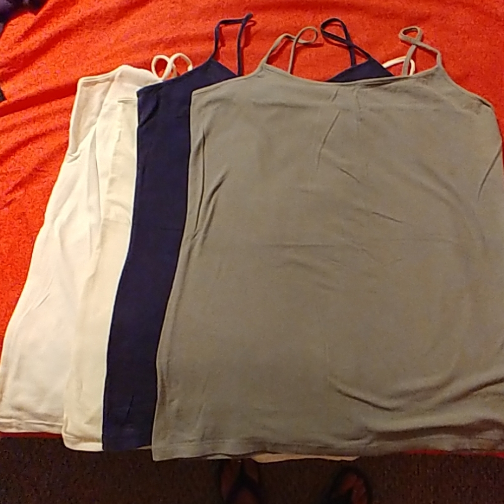 O tank tops gently used (priced as a set)